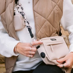 Dog Walking Bag Bundle - Ivory Tort -Cocopup London 4 4072cffb cada 41dc b776 383f585027d7