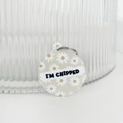 Personalised 'I'm Chipped' ID Tag - Daisy Chain 7 Personalised 'I'm Chipped' ID Tag - Daisy Chain -Cocopup London ChippedDaisyChain
