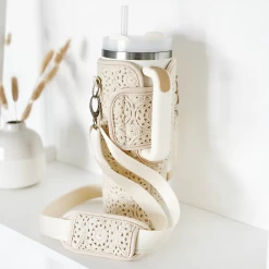 Crochet Case Tumbler Carry Case By Coconut Lane -Cocopup London Crochet4