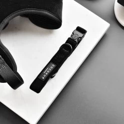 Luxe Velvet Adjustable Neck Harness, Lead & Collar Bundle - Noir -Cocopup London DSC 0649