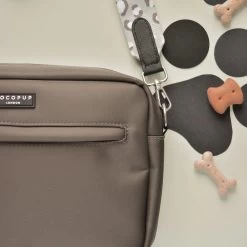 Large Dog Walking Mocha Bag Bundle - Sage Leopard 12 Large Dog Walking Mocha Bag Bundle - Sage Leopard -Cocopup London DSC 10052 1800x1800 82e9a635 81fc 4004 868b 3286043bf46d