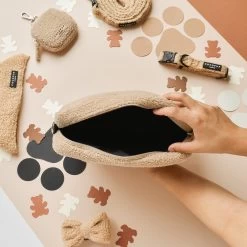 Dog Walking Bag - Teddy Rupert -Cocopup London DSC 6602 b1db4367 7331 4ec5 9d5f 2983e37bd75b